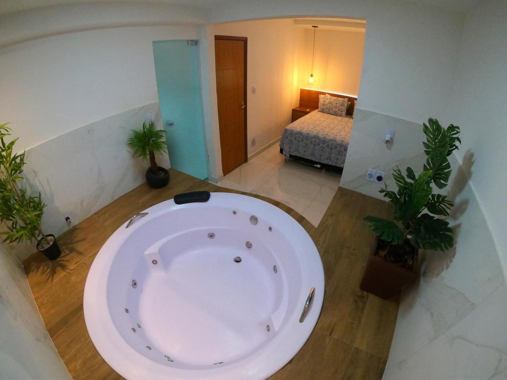 Th 101 - Flat Com Banheira De Hidromassagem Apartment Governador Valadares Exterior photo